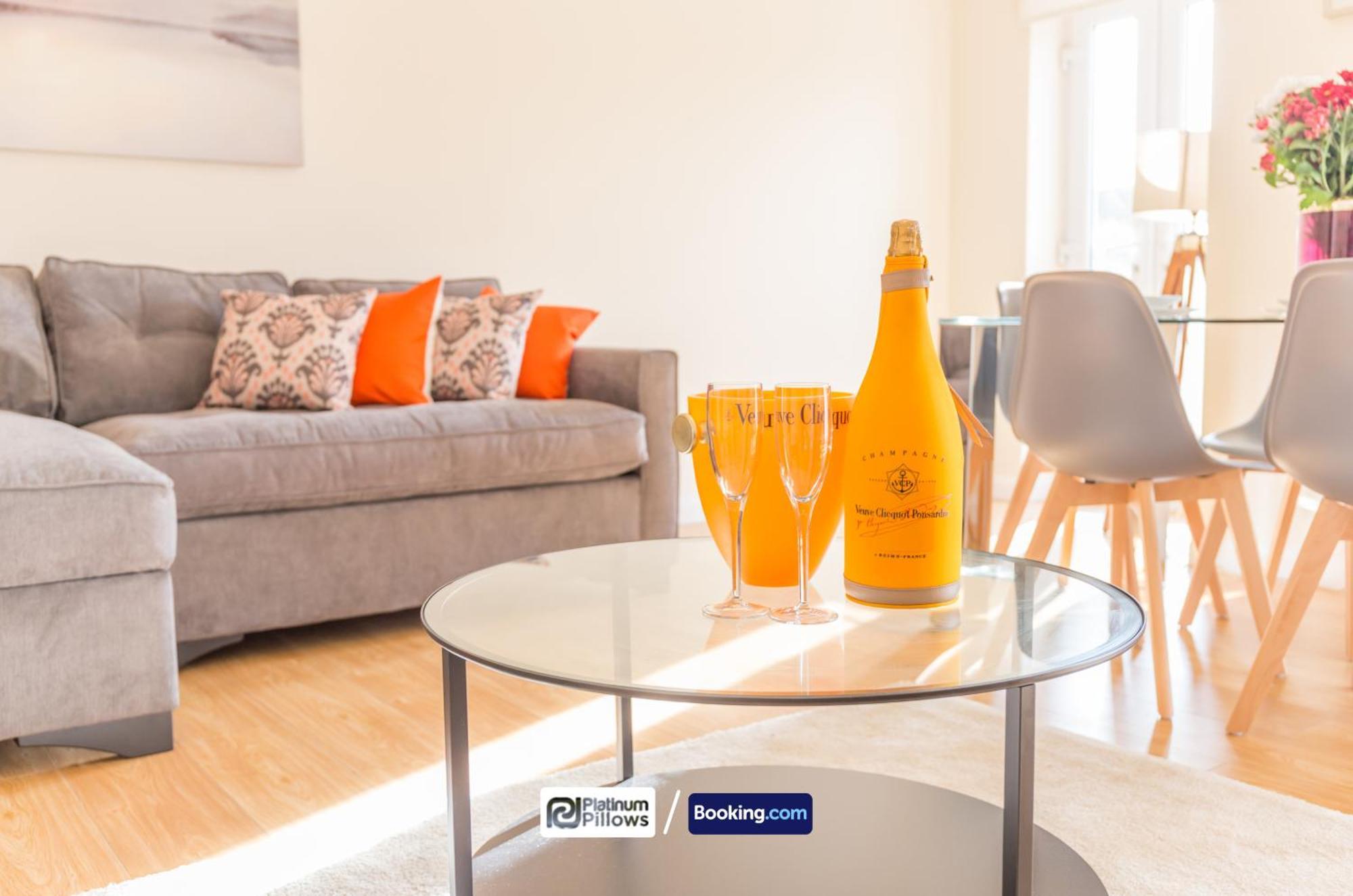 Modern Oxford 2 Bedroom Apartments, Families & Contractor Accommodation, Near John Radcliffe Hospital Exteriér fotografie